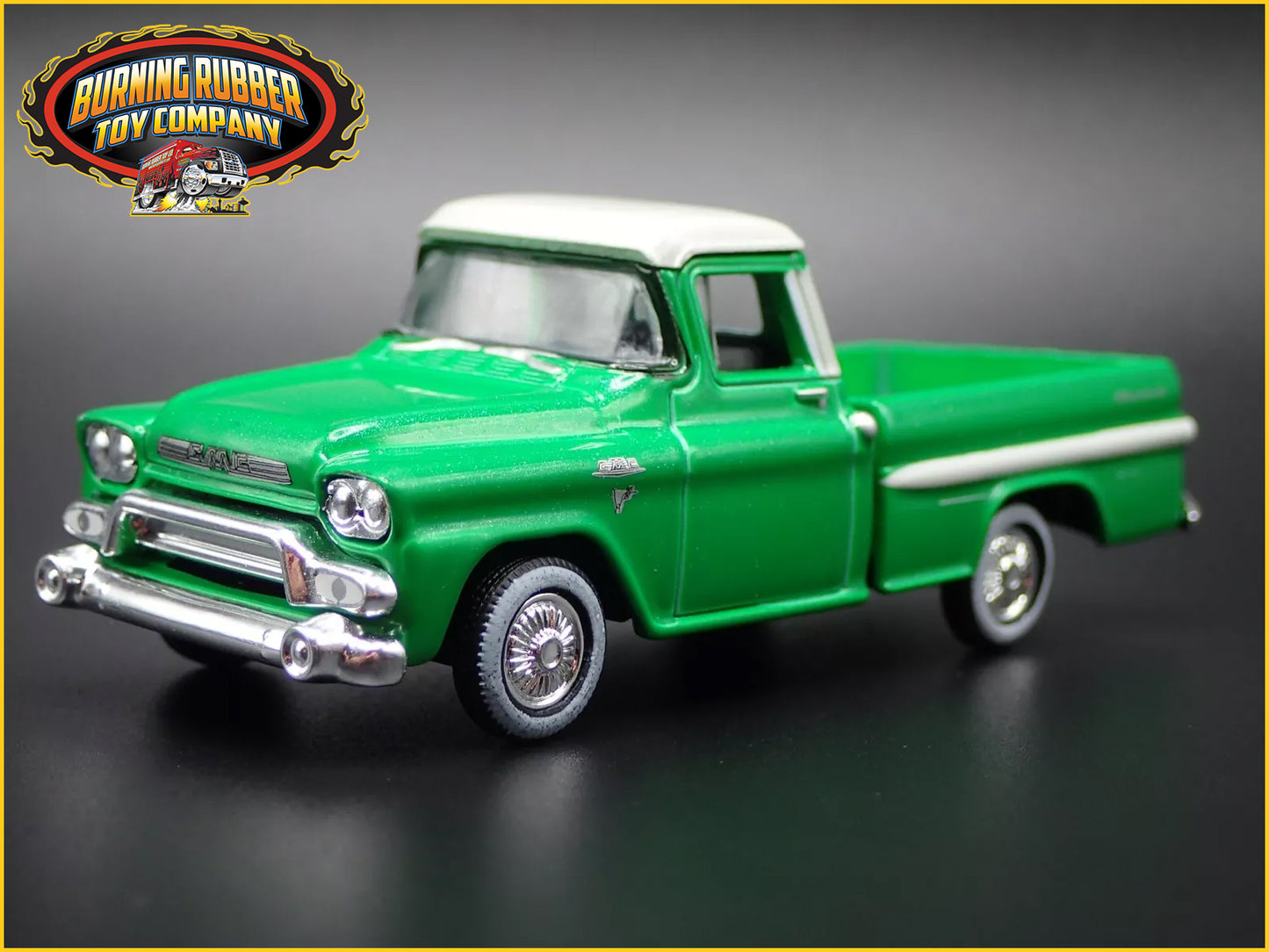 1959 59 GMC FLEETSIDE PICKUP TRUCK GREEN 1:64 SCALE DIORAMA DIECAST MODEL CAR
