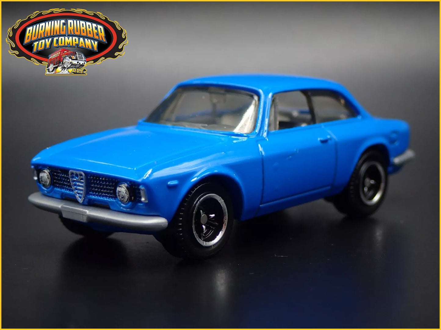 1965-1969 ALFA ROMEO GIULIA SPRINT GTA BLUE 1:64 SCALE DIORAMA DIECAST MODEL CAR