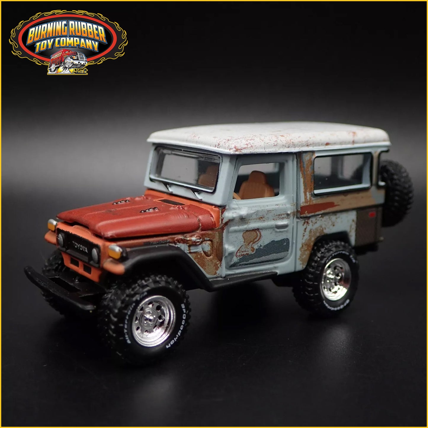 1980 80 TOYOTA LAND CRUISER FJ40 BARN FIND 1/64 SCALE DIORAMA DIECAST MODEL CAR