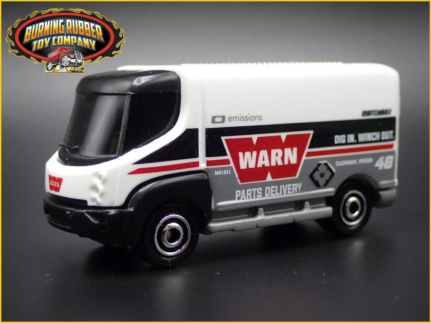 2009-2013 INTERNATIONAL eSTAR ELECTRIC VEHICLE VAN 1:64 SCALE DIECAST MODEL CAR