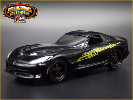 2013- 2017 DODGE VIPER GTC RARE 1/64 SCALE COLLECTIBLE DIORAMA DIECAST MODEL CAR