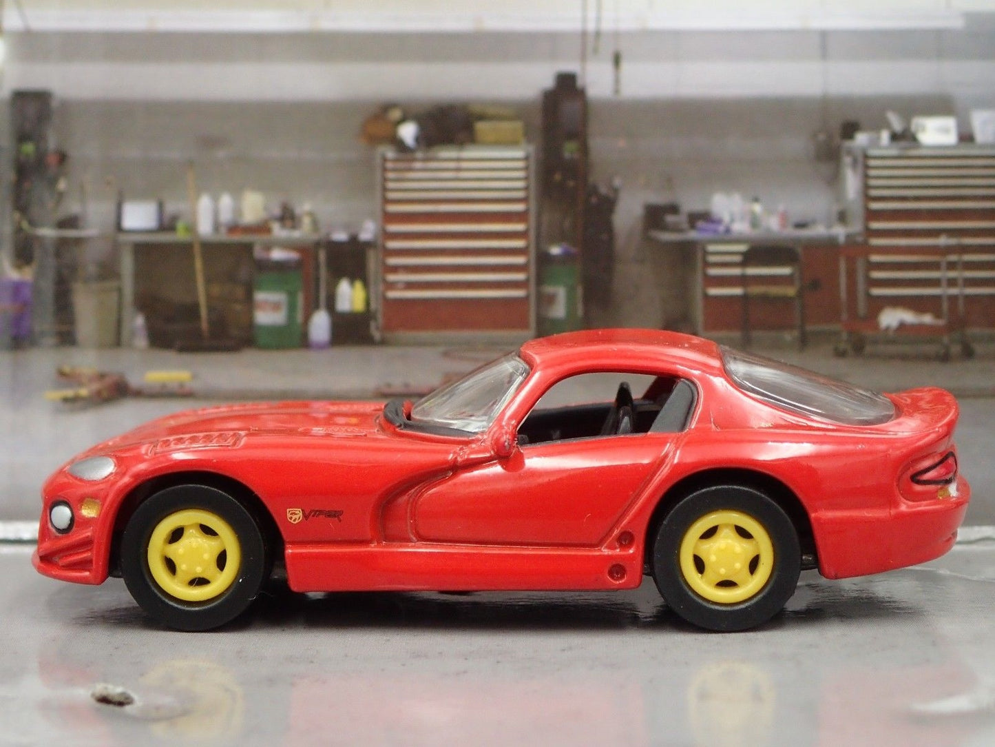 1996-2002 DODGE VIPER GTS RED 1:64 SCALE COLLECTIBLE DIORAMA DIECAST MODEL CAR