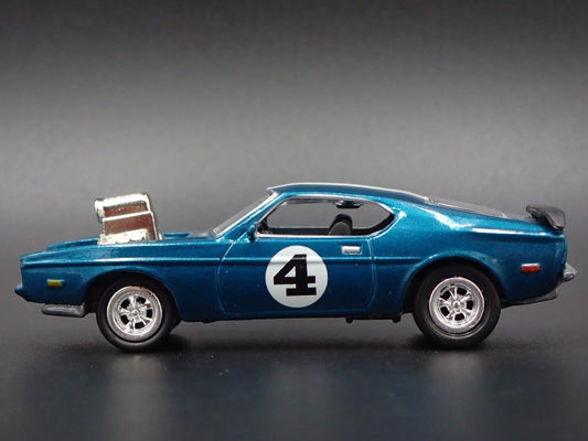 1973 FORD MUSTANG FASTBACK MACH I 1/64 SCALE LIMITED DIORAMA DIECAST MODEL CAR