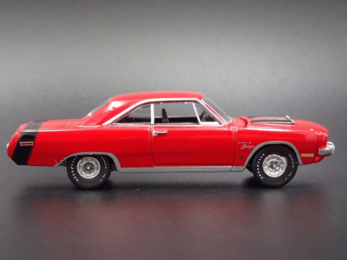 1971 71 DODGE DART SWINGER RARE 1:64 SCALE COLLECTIBLE DIORAMA DIECAST MODEL CAR-Burning Rubber Toy Company