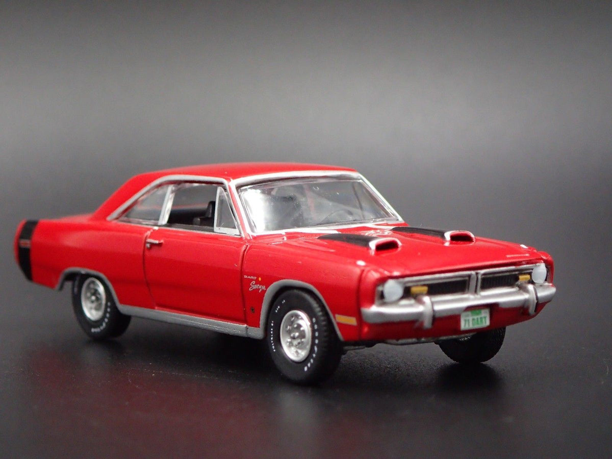 1971 71 DODGE DART SWINGER RARE 1:64 SCALE COLLECTIBLE DIORAMA DIECAST MODEL CAR-Burning Rubber Toy Company