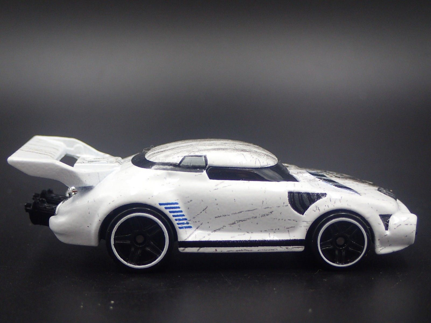 DAMAGED STORM TROOPER STAR WARS ROGUE ONE 1/64 SCALE DIORAMA DIECAST MODEL CAC