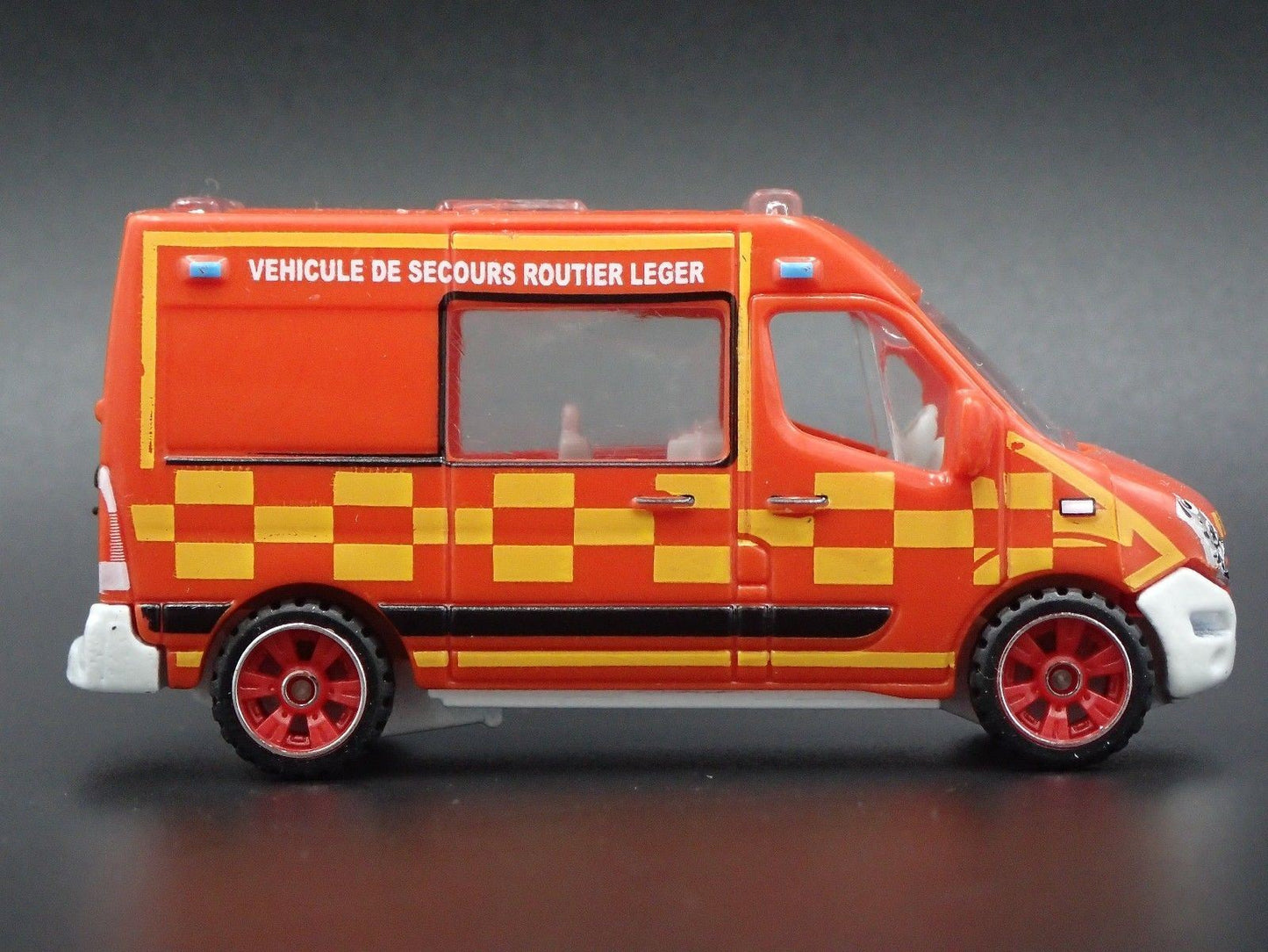 2018-2025 RENAULT MASTER AMBULANCE EMT SPRINTER 1:64 MB SCALE DIECAST MODEL CAR