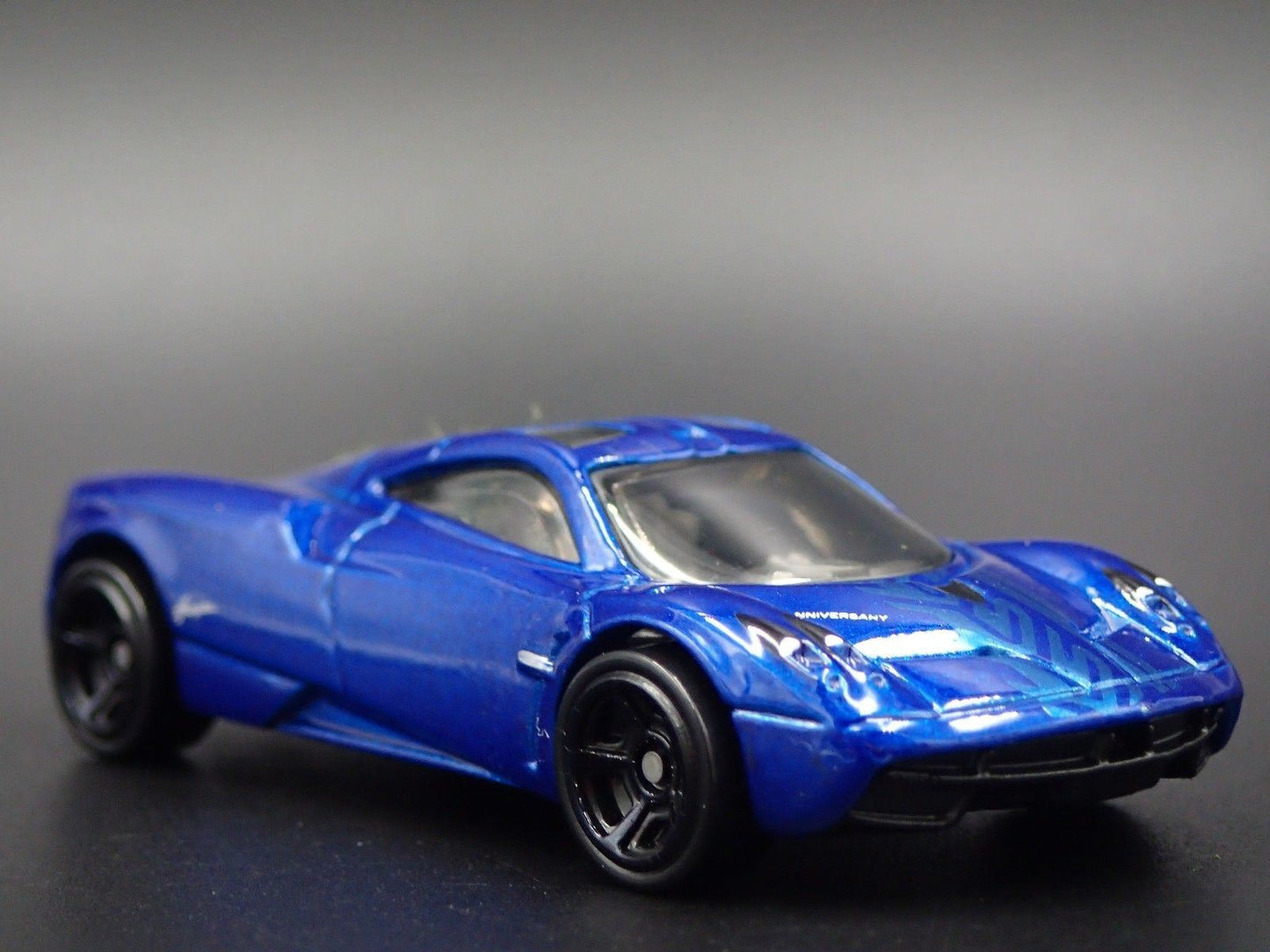 2011-2018 PAGANI HUAYRA SUPER CAR GRAN TURISMO BLUE 1/64 SCALE DIECAST MODEL CAR