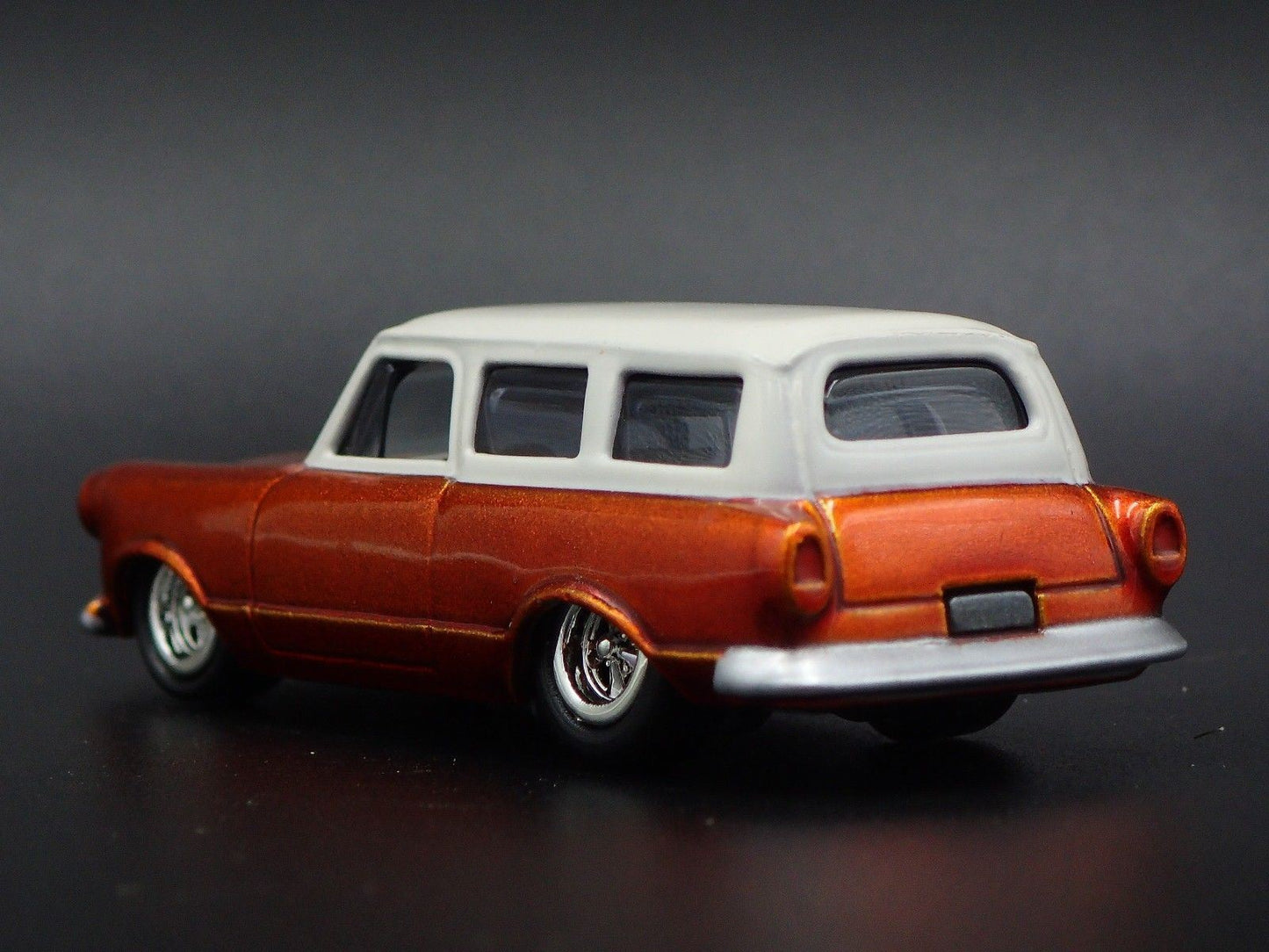 1959 59 AMC RAMBLER WAGON RARE 1/64 SCALE COLLECTIBLE DIORAMA DIECAST MODEL CAR