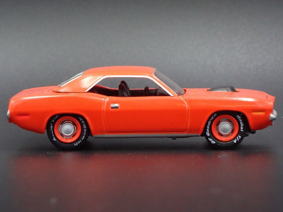 1970 PLYMOUTH HEMI CUDA RARE 1:64 SCALE COLLECTIBLE DIORAMA DIECAST MODEL CAR-Burning Rubber Toy Company