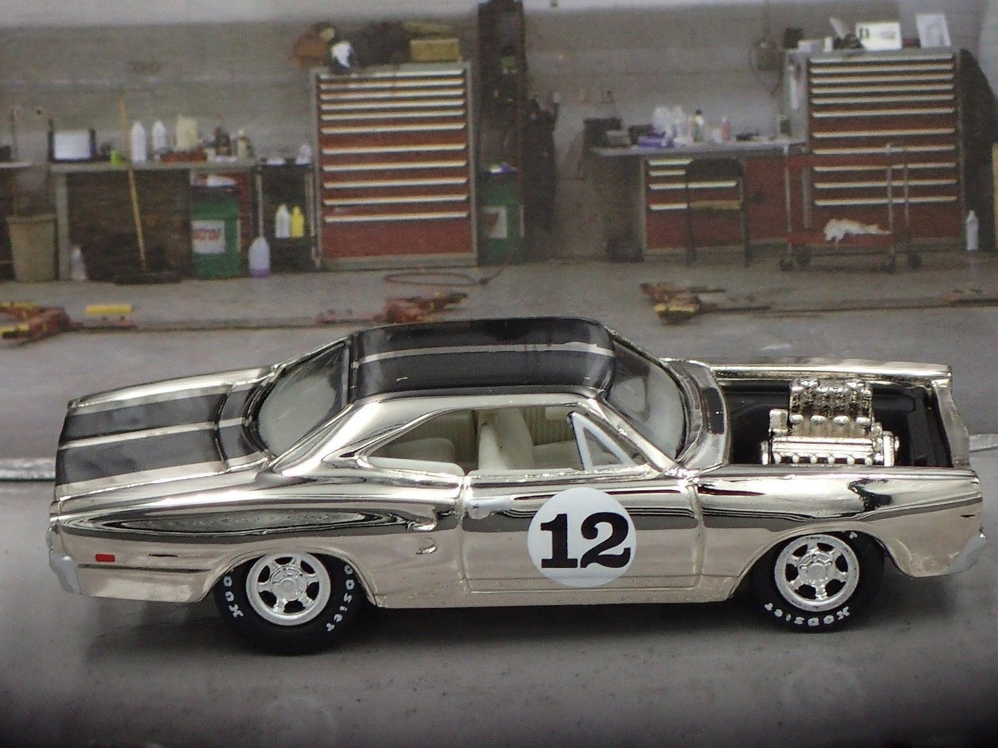 1969 69 DODGE CORONET SUPER BEE RARE 1:64 SCALE COLLECTIBLE DIECAST MODEL CAR