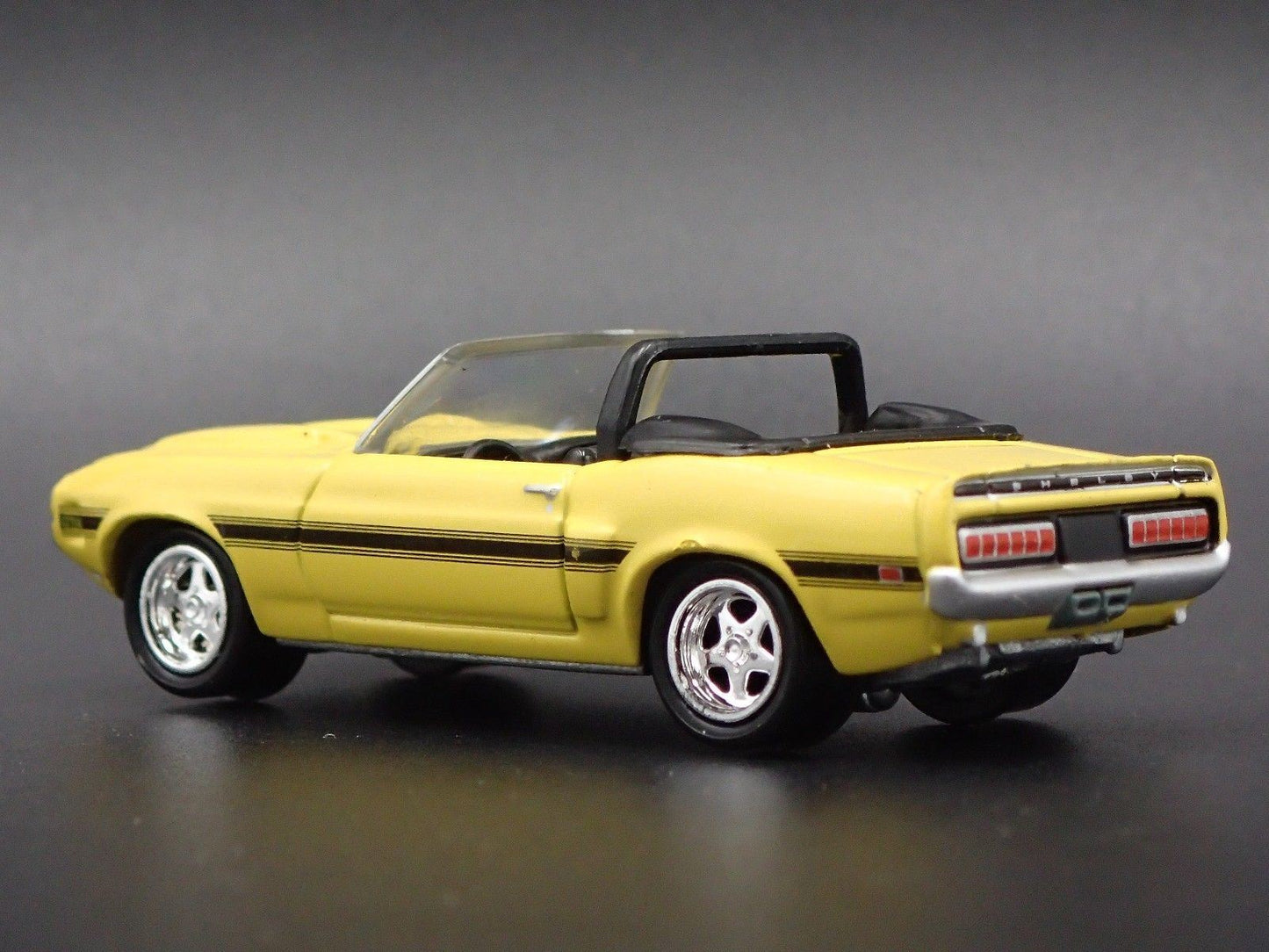 1969 69 FORD MUSTANG SHELBY GT350 CONVERTIBLE RARE 1/64 SCALE DIECAST MODEL CAR