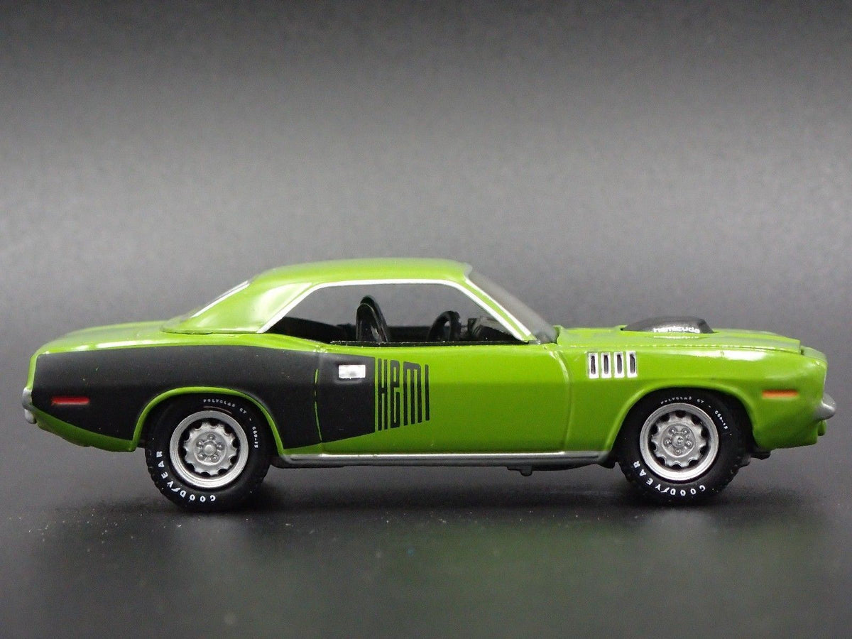 1971 PLYMOUTH HEMI CUDA RARE 1:64 LIMITED COLLECTIBLE DIORAMA DIECAST MODEL CAR-Burning Rubber Toy Company