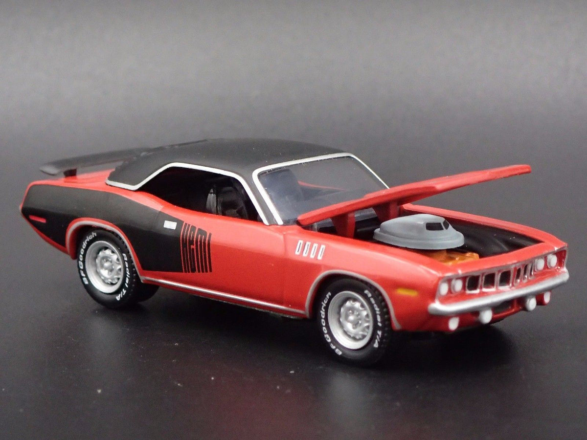 1971 PLYMOUTH HEMI CUDA RARE 1:64 SCALE COLLECTIBLE DIORAMA DIECAST MODEL CAR-Burning Rubber Toy Company