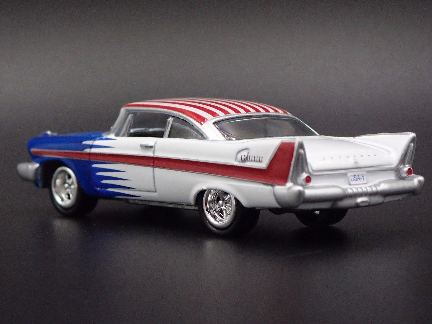 1958 58 PLYMOUTH BELVEDERE RARE 1/64 SCALE COLLECTIBLE DIORAMA DIECAST MODEL CAR