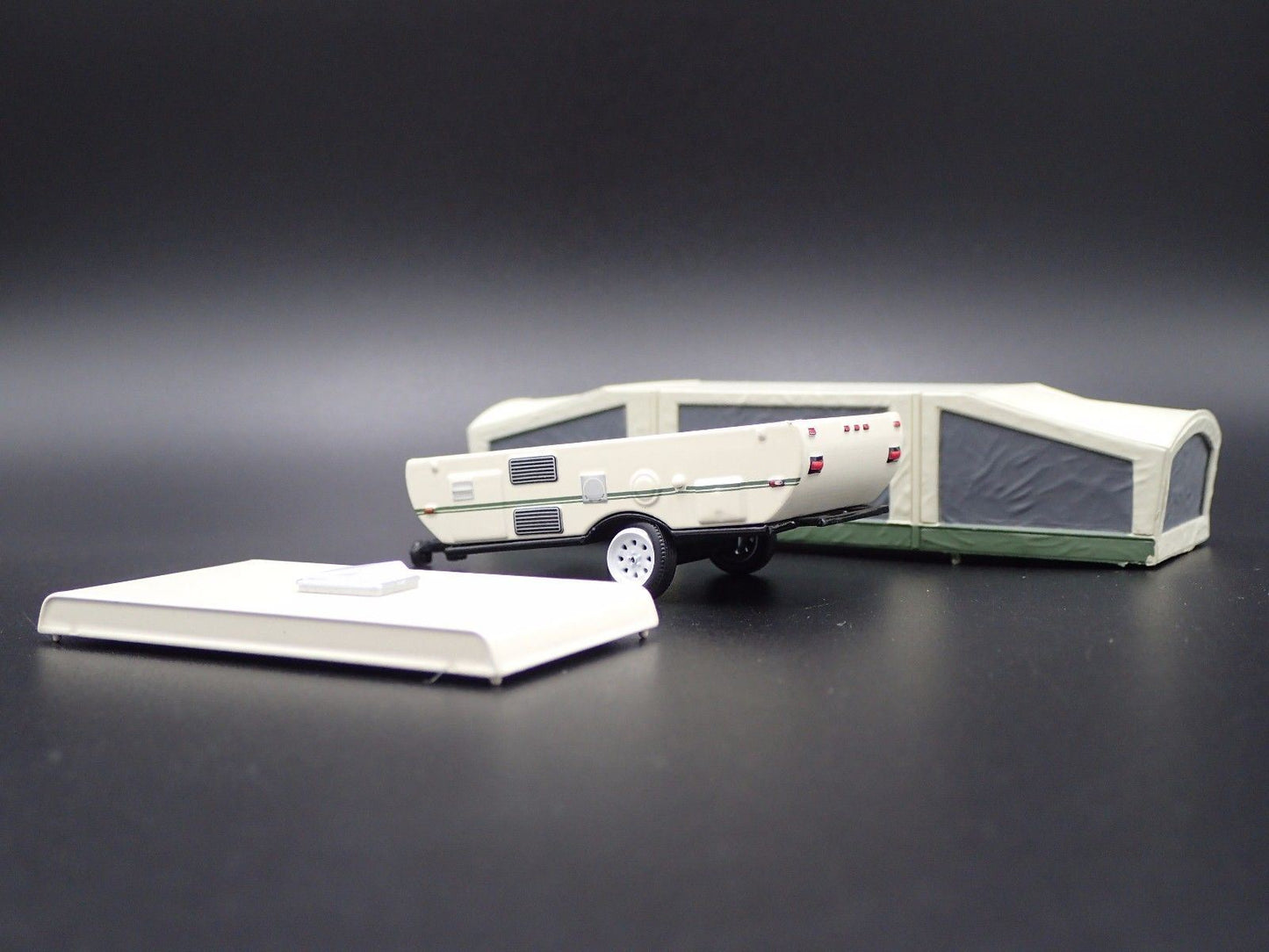 POP-UP CAMPER TRAILER DETAILED INTERIOR RARE 1:64 DIORAMA DIECAST MODEL