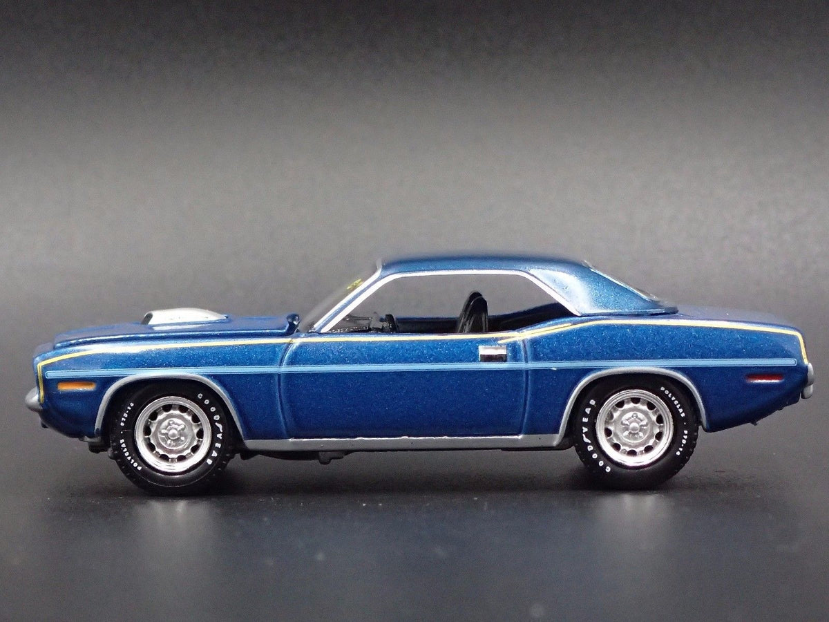 1970 PLYMOUTH HEMI CUDA RARE 1:64 SCALE COLLECTIBLE DIORAMA DIECAST MODEL CAR-Burning Rubber Toy Company