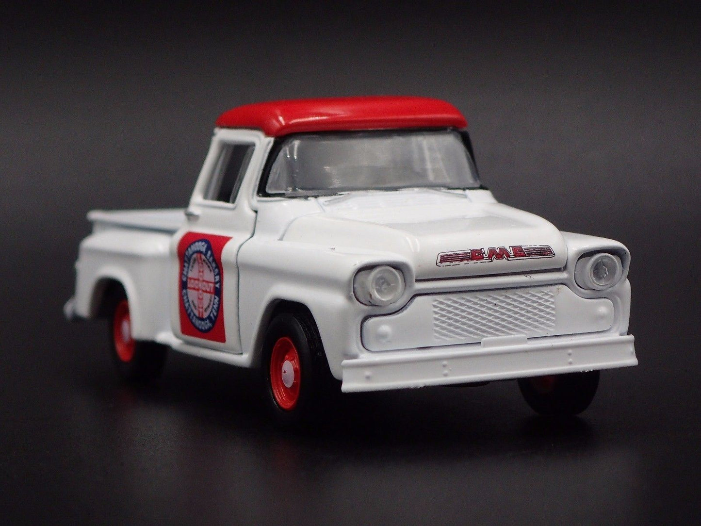 1958 58 GMC FLEET OPTION PICKUP TRUCK MOONPIE RARE 1:64 SCALE DIECAST MODEL CAR
