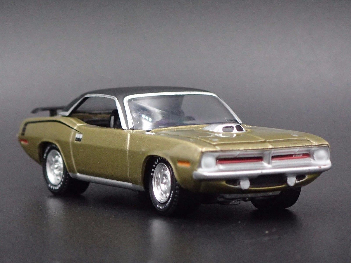 1970 70 PLYMOUTH HEMI CUDA RARE 1:64 SCALE COLLECTIBLE DIORAMA DIECAST MODEL CAR-Burning Rubber Toy Company
