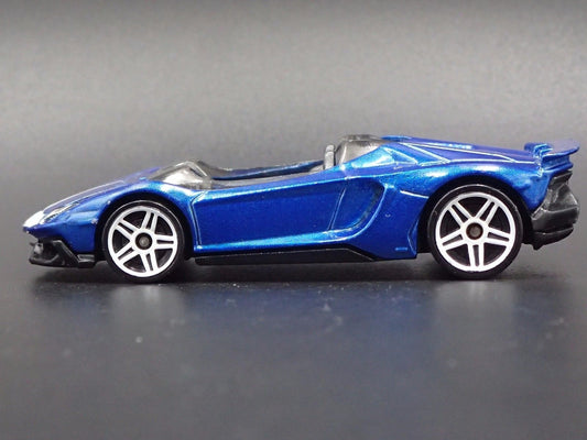 2019-2021 LAMBORGHINI AVENTADOR J SUPER CAR 1:64 SCALE DIORAMA DIECAST MODEL CAR