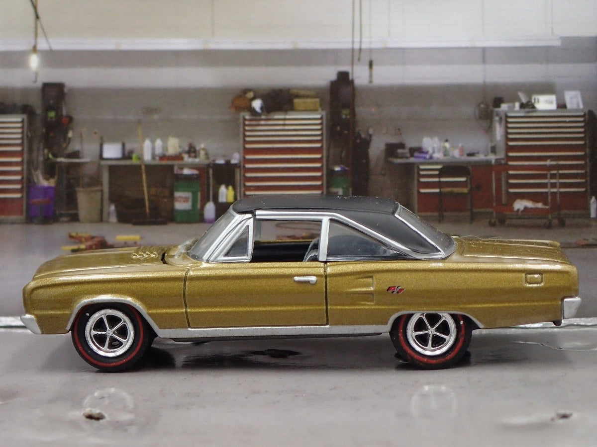 1967 DODGE CORONET R/T HEMI RARE 1/64 LIMITED EDITION DIECAST COLLECTIBLE MODEL-Burning Rubber Toy Company