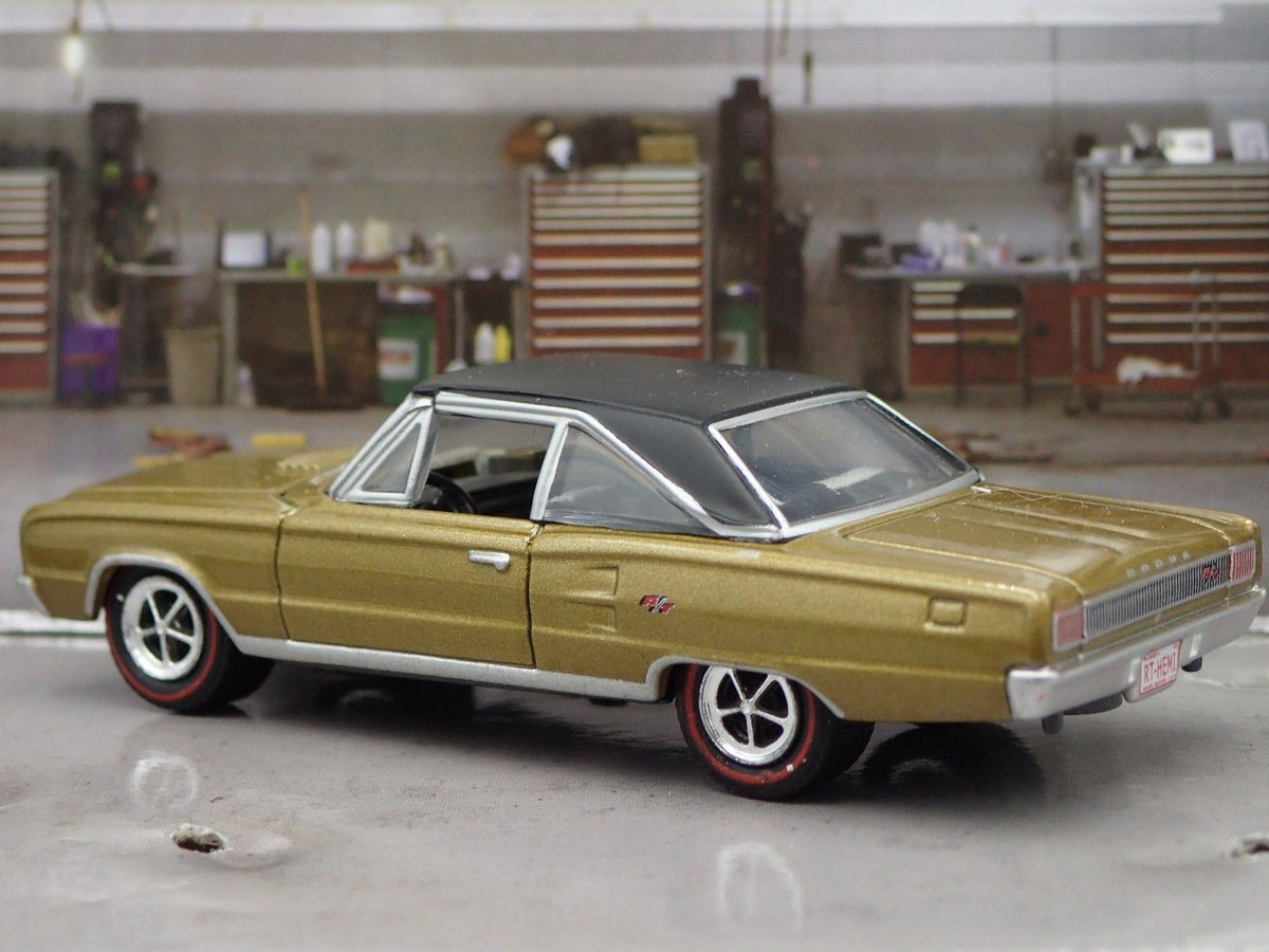 1967 DODGE CORONET R/T HEMI RARE 1/64 LIMITED EDITION DIECAST COLLECTIBLE MODEL-Burning Rubber Toy Company