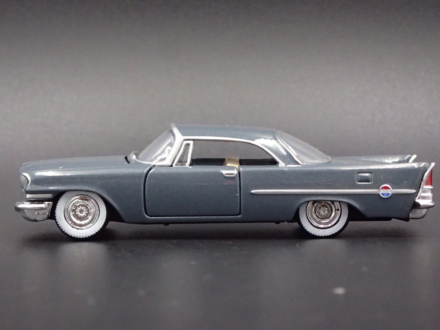 1957 57 CHRYSLER 300C GRAY RARE 1:64 SCALE COLLECTIBLE DIORAMA DIECAST MODEL CAR