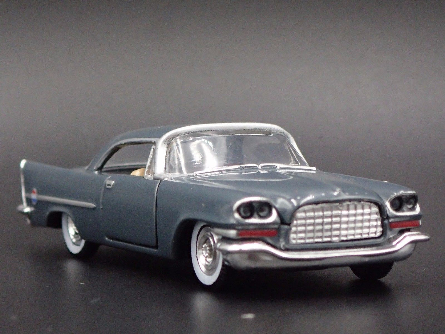 1957 57 CHRYSLER 300C GRAY RARE 1:64 SCALE COLLECTIBLE DIORAMA DIECAST MODEL CAR