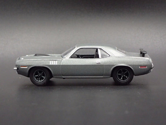 1971 71 PLYMOUTH HEMI CUDA GRAY 1/64 SCALE COLLECTIBLE DIORAMA DIECAST MODEL CAR