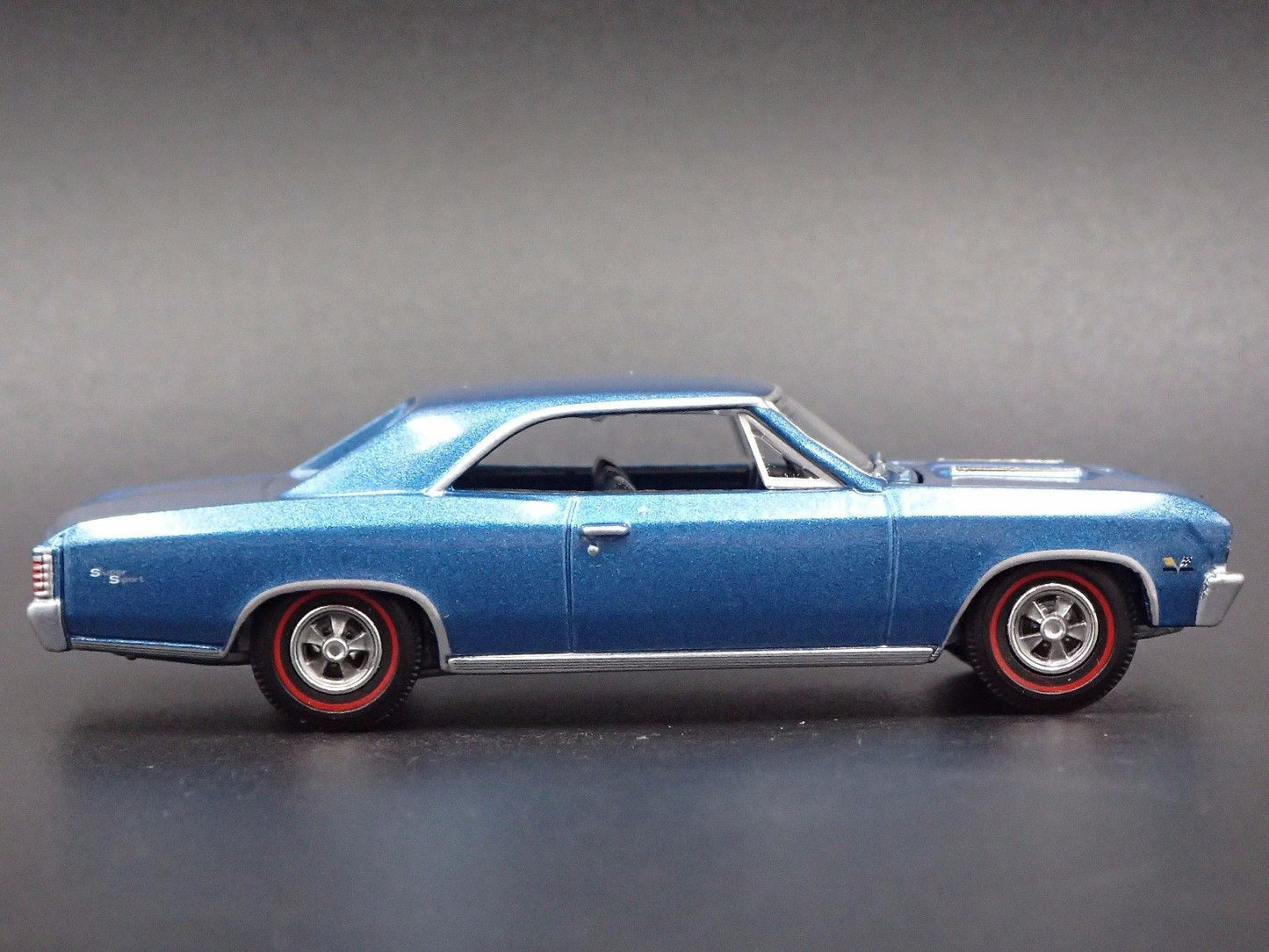 1967 67 CHEVY CHEVROLET CHEVELLE SS BLUE 1:64 SCALE DIORAMA DIECAST MODEL CAR