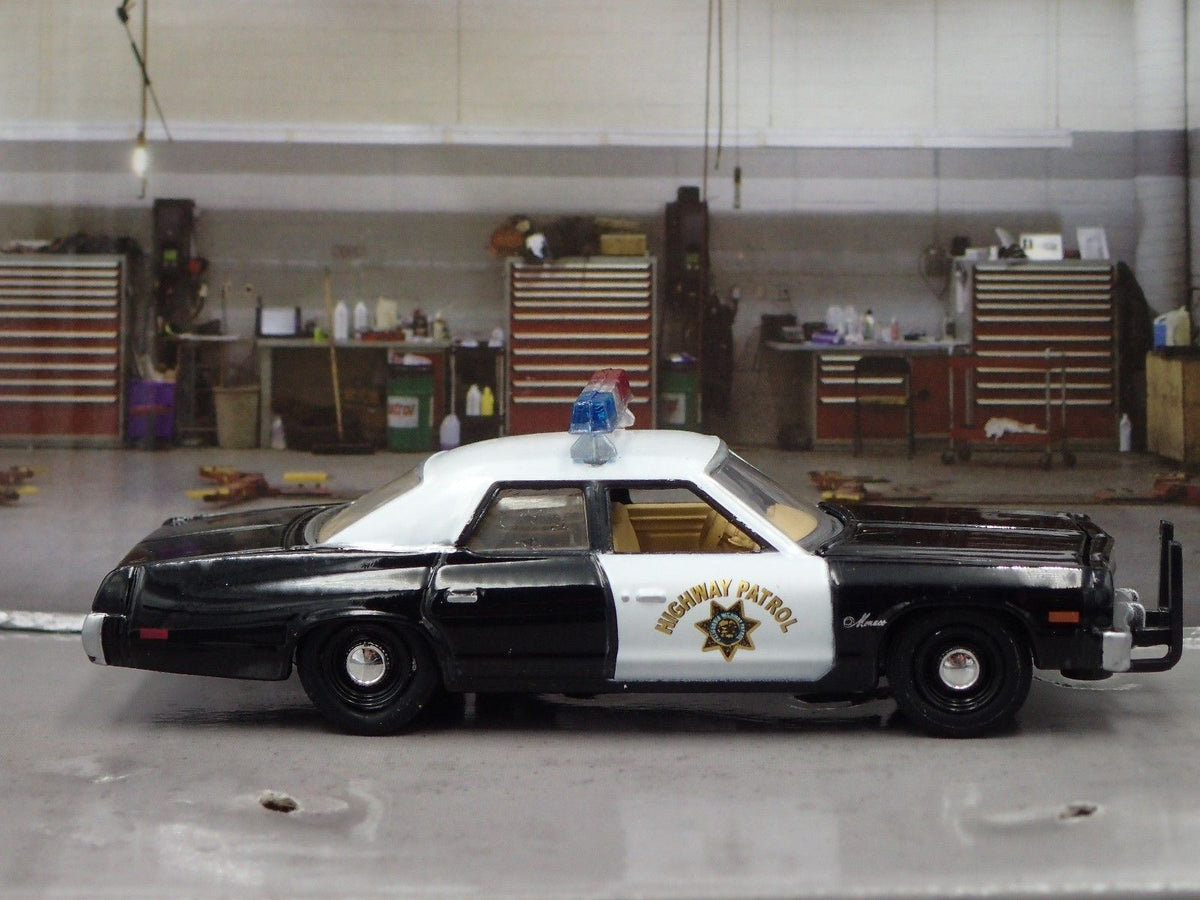 1974 74 DODGE MONACO CALIFORNIA HIGHWAY PATROL CHP 1/64 SCALE DIECAST MODEL CAR-Burning Rubber Toy Company