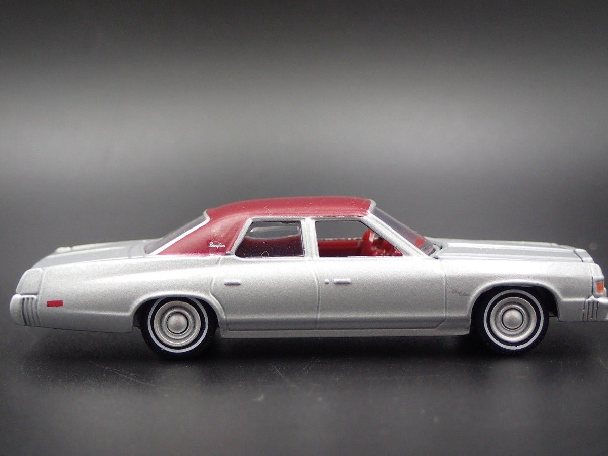 1977 Dodge Royal Monaco 4 FOUR DOOR 1/64 LIMITED COLLECTIBLE DIECAST MODEL CAR-Burning Rubber Toy Company