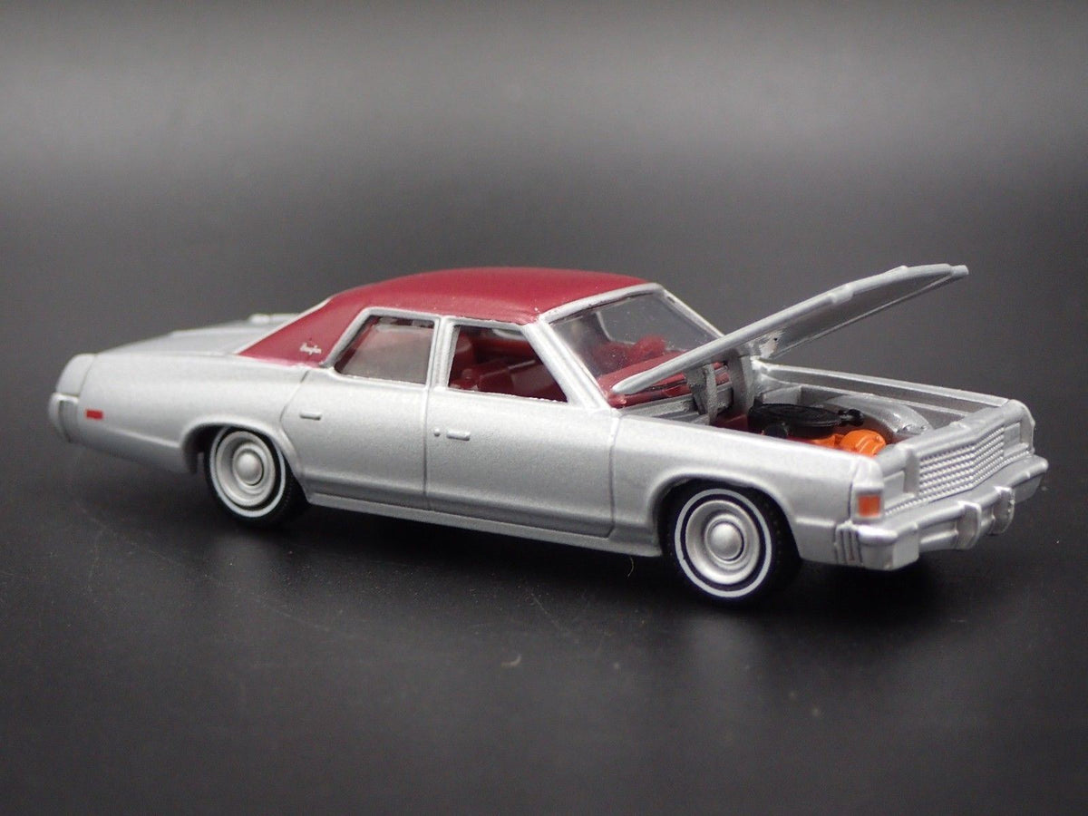 1977 Dodge Royal Monaco 4 FOUR DOOR 1/64 LIMITED COLLECTIBLE DIECAST MODEL CAR-Burning Rubber Toy Company