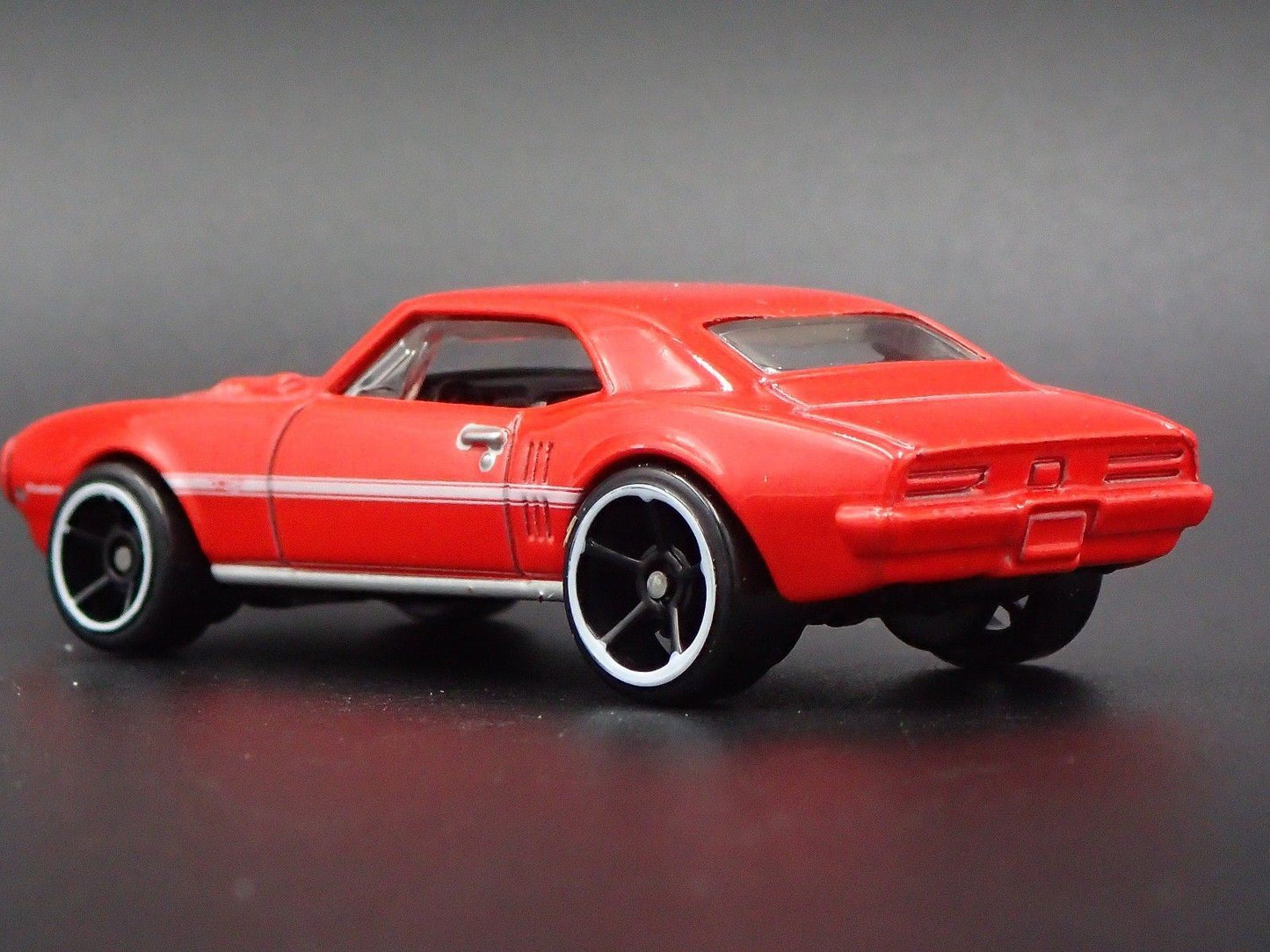1967 67 PONTIAC FIREBIRD 400 RED RARE 1:64 SCALE COLLECTIBLE DIECAST MODEL CAR