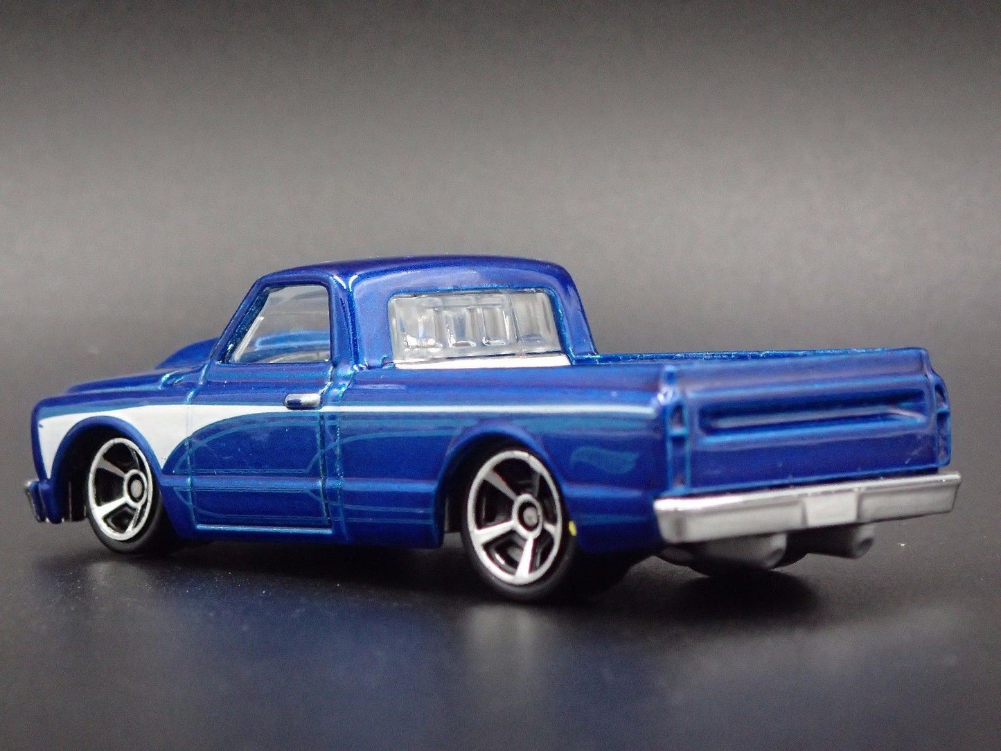 1967 67 CHEVY CHEVROLET C10 SHORT BED PICKUP TRUCK 1:64 SCALE DIECAST MODEL CAR