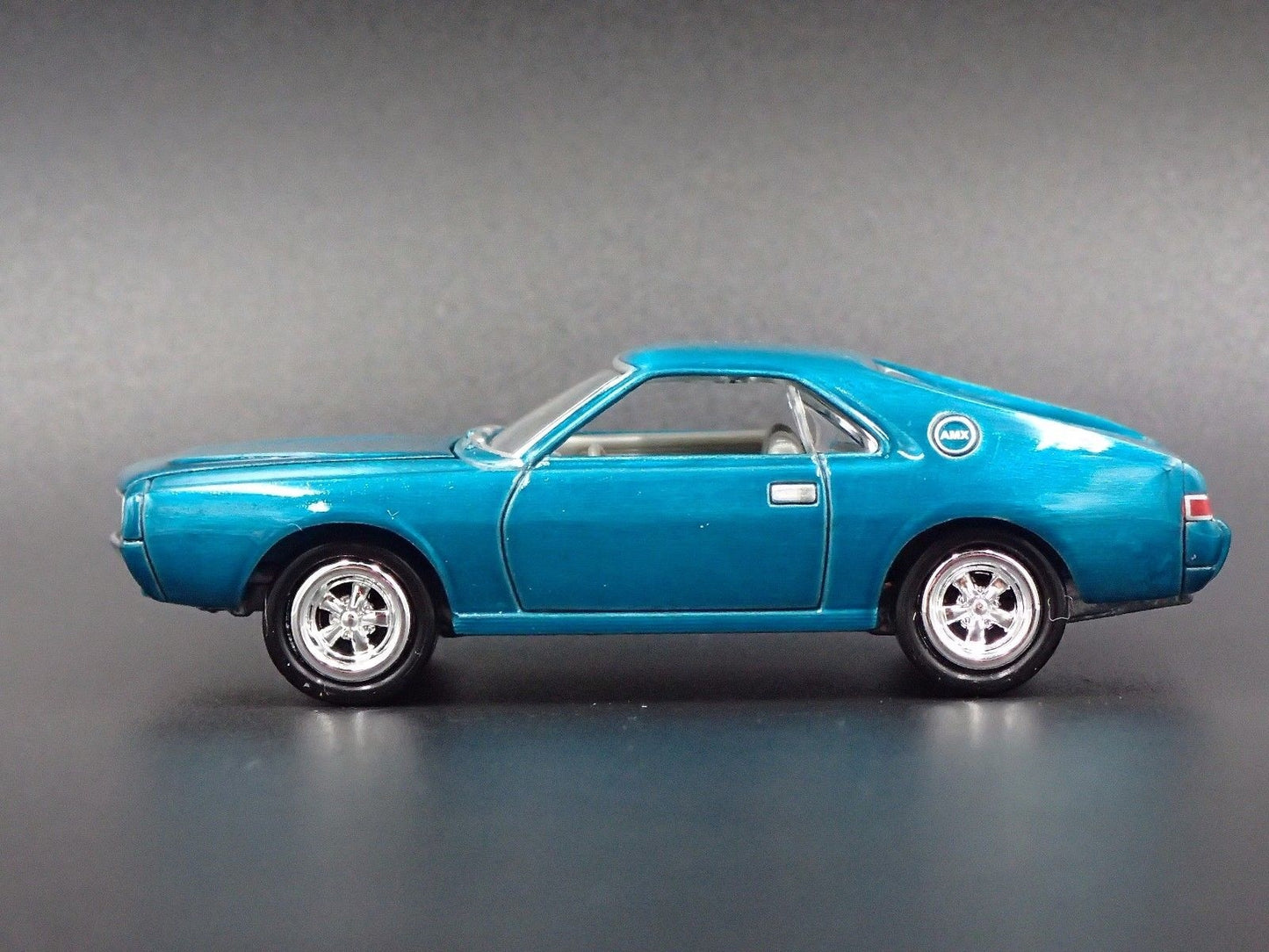 1969 AMC AMX RARE 1:64 COLLECTIBLE DIORAMA DIECAST MODEL CAR