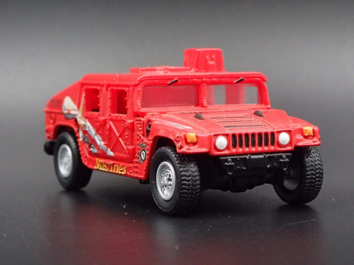 1992-2006 HUMMER H1 USA MARINES RED 1:64 SCALE  DIORAMA DIECAST MODEL CAR