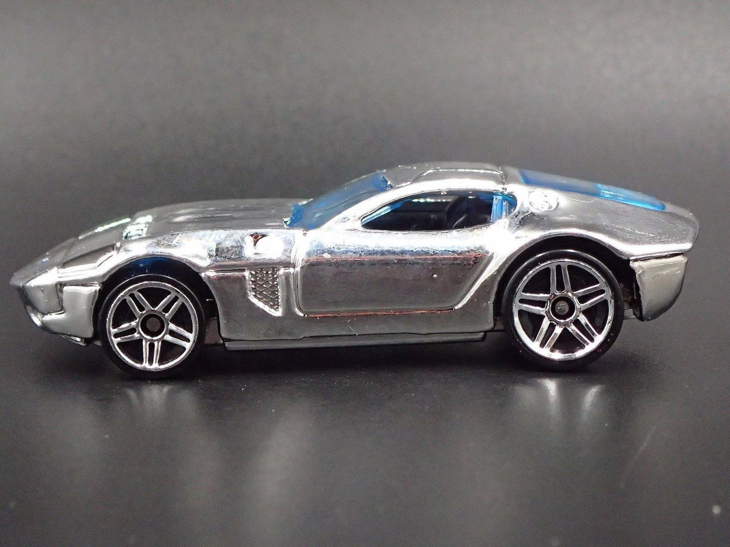 2005 05 FORD SHELBY GR1 CONCEPT CHROME 1:64 SCALE COLLECTIBLE DIECAST MODEL CAR