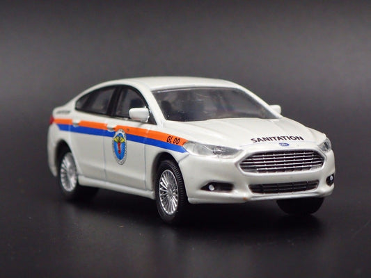 2013 FORD FUSION DSNY SANITATION RARE 1:64 COLLECTIBLE DIORAMA DIECAST MODEL CAR-Burning Rubber Toy Company