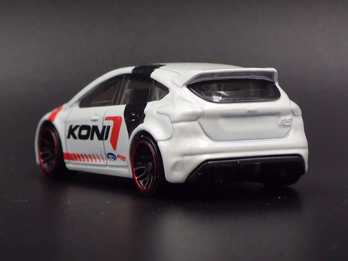 2011-2018 FORD FOCUS RS KONI WHITE 1:64 SCALE COLLECTIBLE DIECAST MODEL CAR