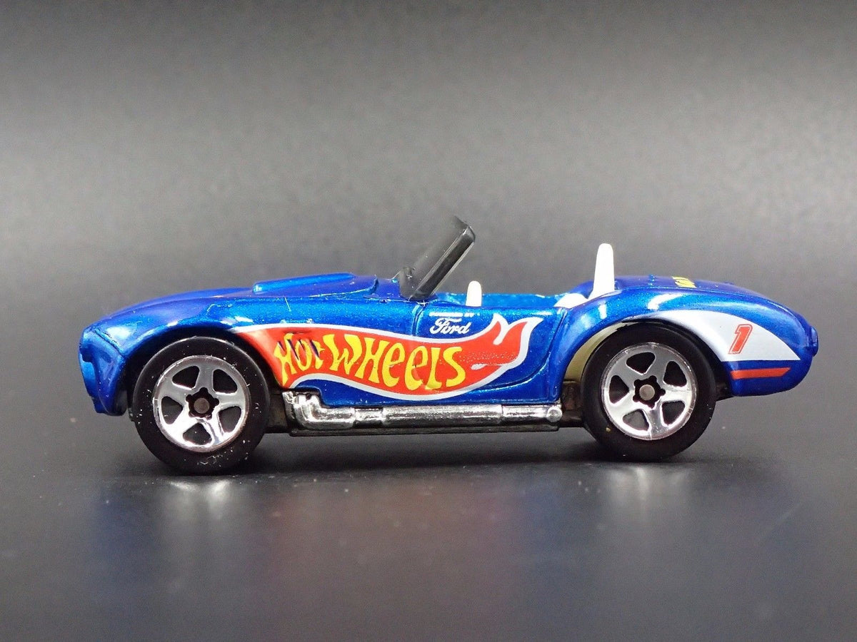 1965 65 SHELBY COBRA 427 S/C 1:64 SCALE COLLECTIBLE DIORAMA DIECAST MODEL CAR-Burning Rubber Toy Company