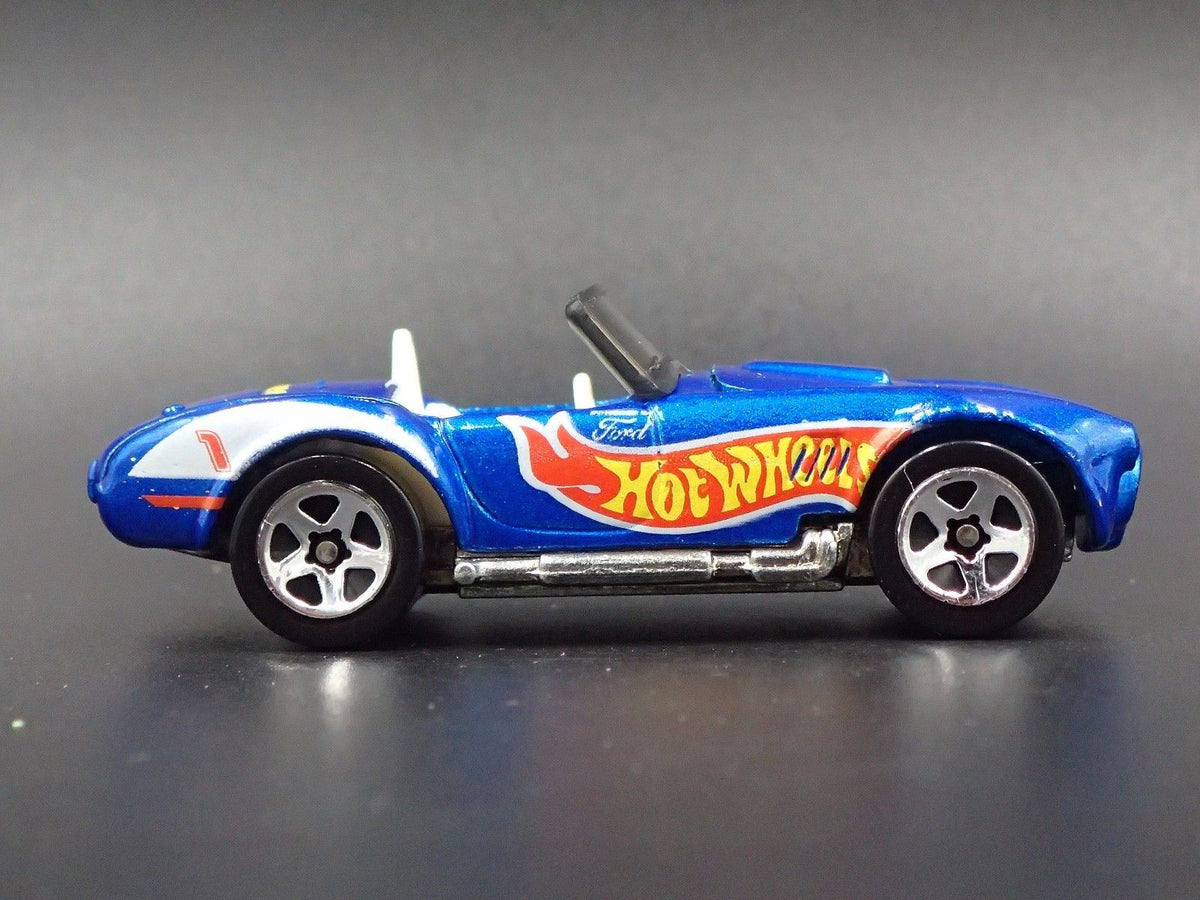 1965 65 SHELBY COBRA 427 S/C 1:64 SCALE COLLECTIBLE DIORAMA DIECAST MODEL CAR-Burning Rubber Toy Company
