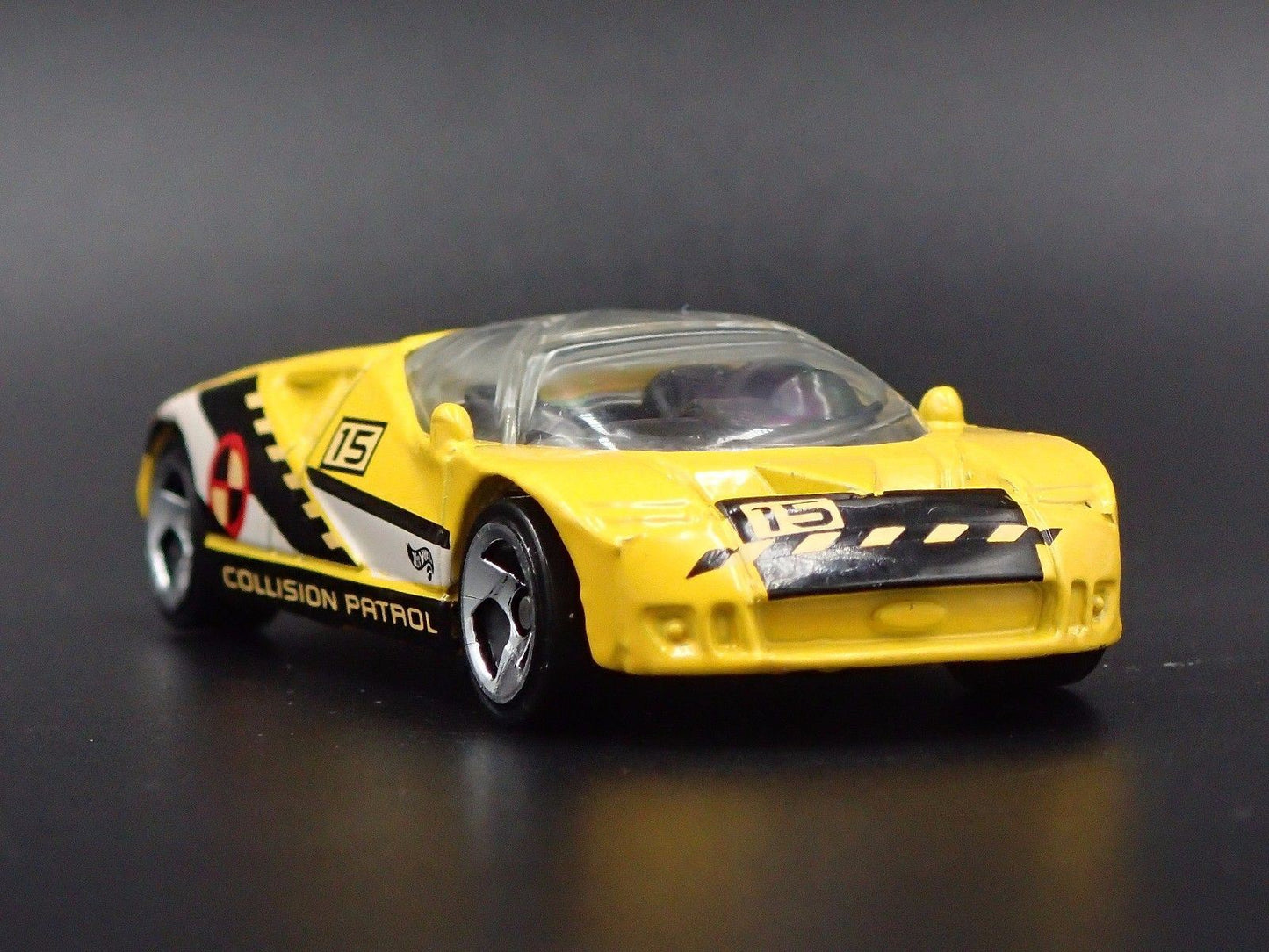 1995 95 FORD GT90 PROTOTYPE CONCEPT CAR YELLOW 1:64 SCALE DIECAST MODEL CAR