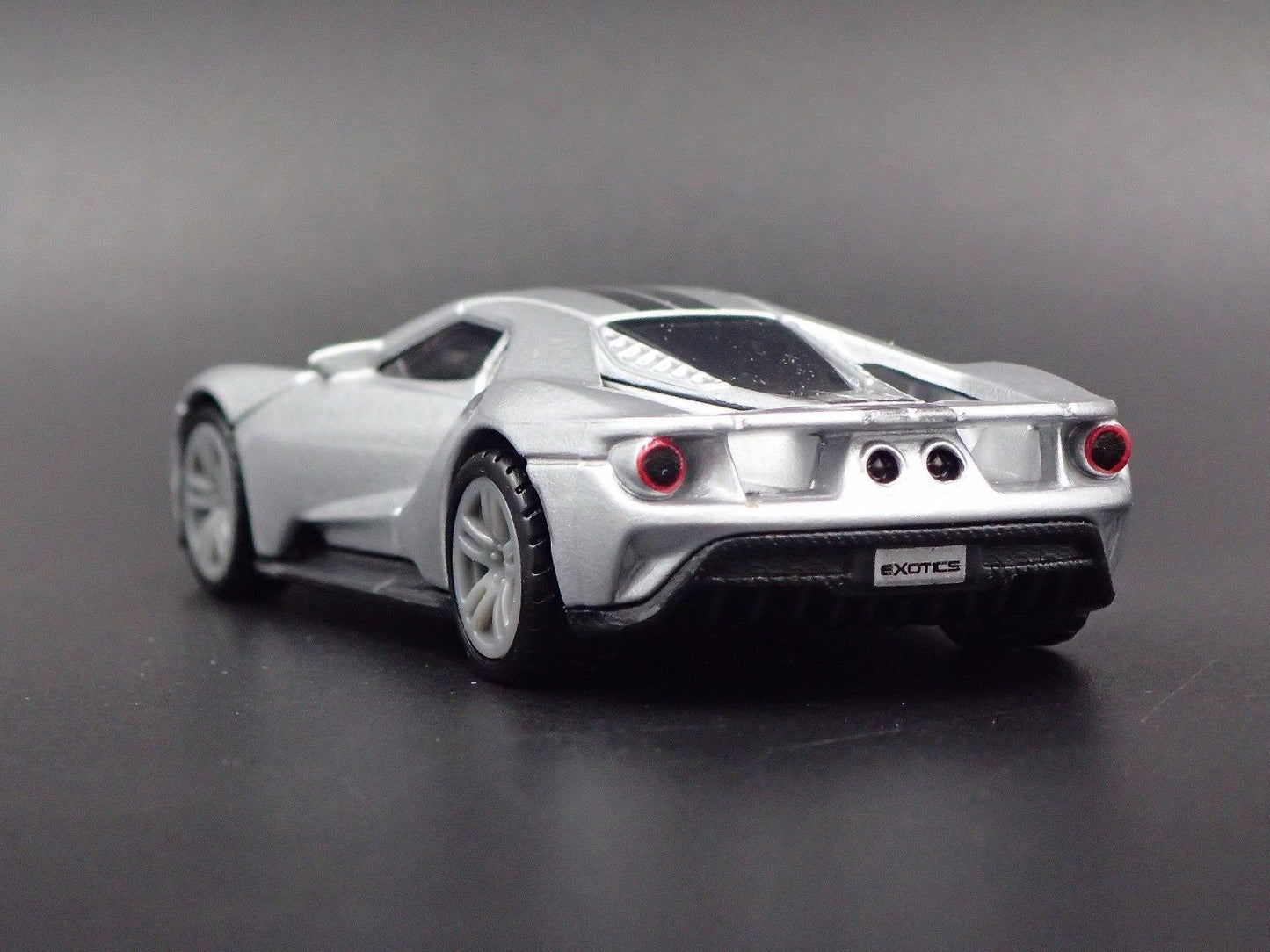 2017-2022 FORD GT SUPERCAR SILVER RARE 1:64 SCALE COLLECTIBLE DIECAST MODEL CAR