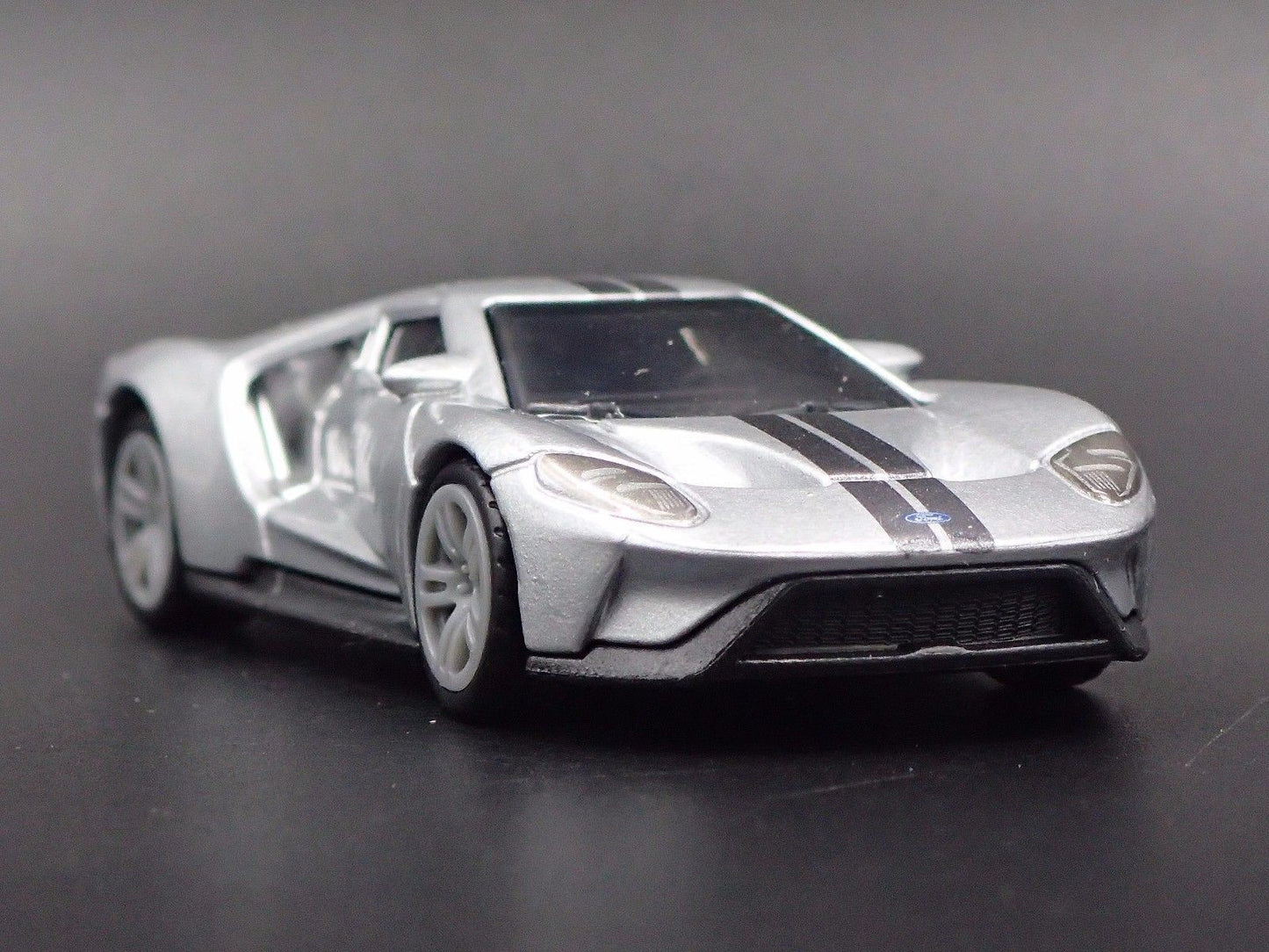 2017-2022 FORD GT SUPERCAR SILVER RARE 1:64 SCALE COLLECTIBLE DIECAST MODEL CAR