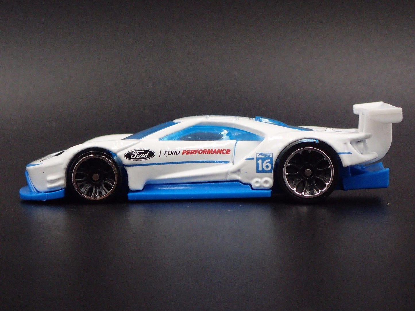 2017-2022 FORD GT RACE SUPERCAR ECOBOOST 1:64 SCALE DIORAMA DIECAST MODEL CAR