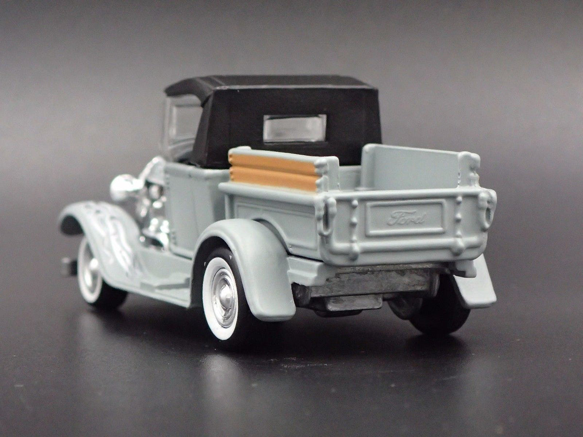 1929 FORD MODEL A PICKUP TRUCK RARE 1:64 COLLECTIBLE DIORAMA DIECAST MODEL CAR-Burning Rubber Toy Company