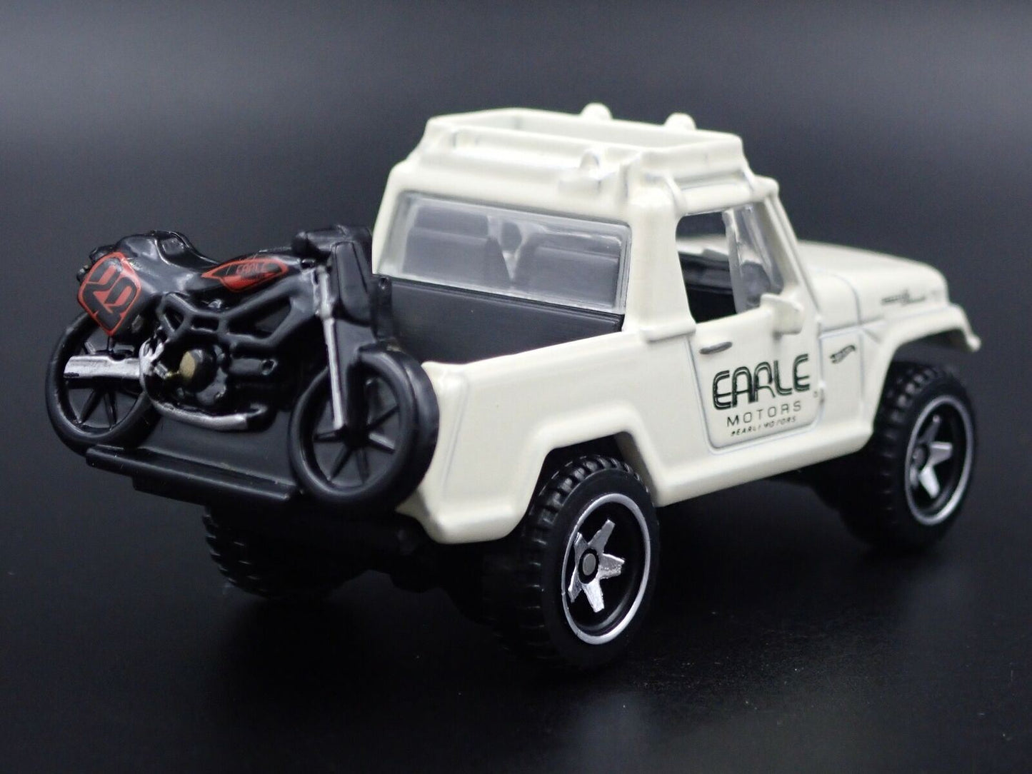 1966 - 1973 JEEP JEEPSTER COMMANDO PICKUP TRUCK 1:64 SCALE DIECAST MODEL CAR