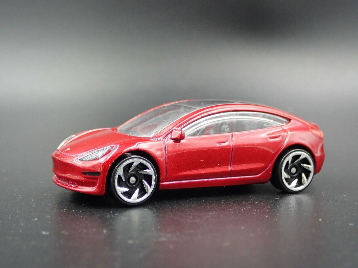 2017-2025 TESLA MODEL 3 RED 1:64 SCALE COLLECTIBLE DIORAMA DIECAST MODEL  CAR