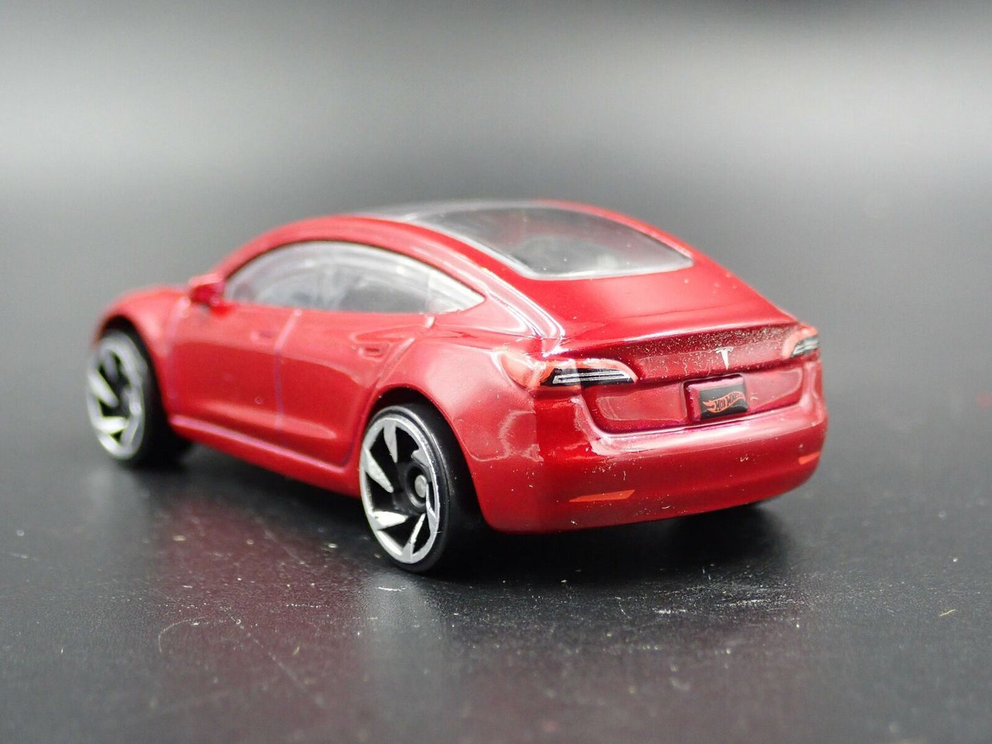 2017-2025 TESLA MODEL 3 RED 1:64 SCALE COLLECTIBLE DIORAMA DIECAST MODEL  CAR